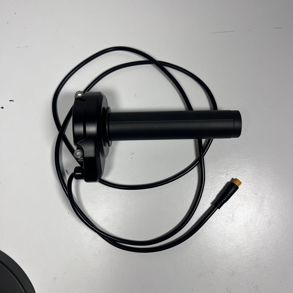 3 Pin Male Plug and Play Surron Throttle