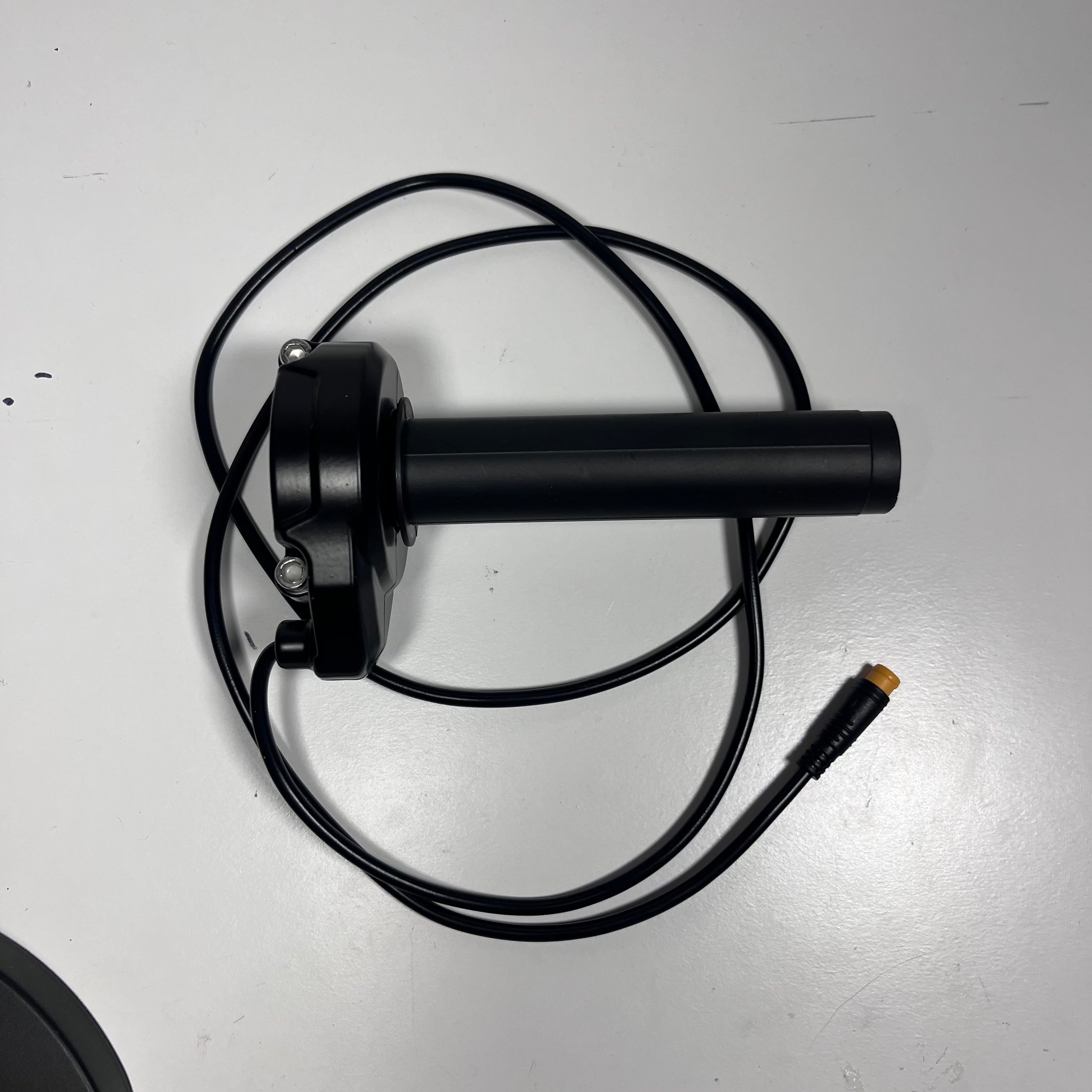 3 Pin Male Plug and Play Surron Throttle