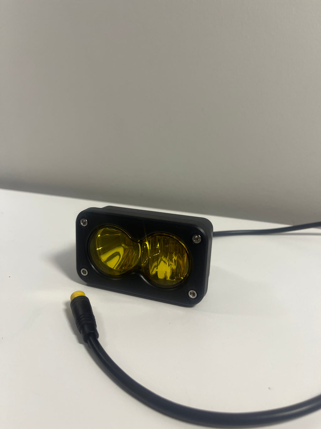 3-Pin Male Gold Plug&Play Baja Light